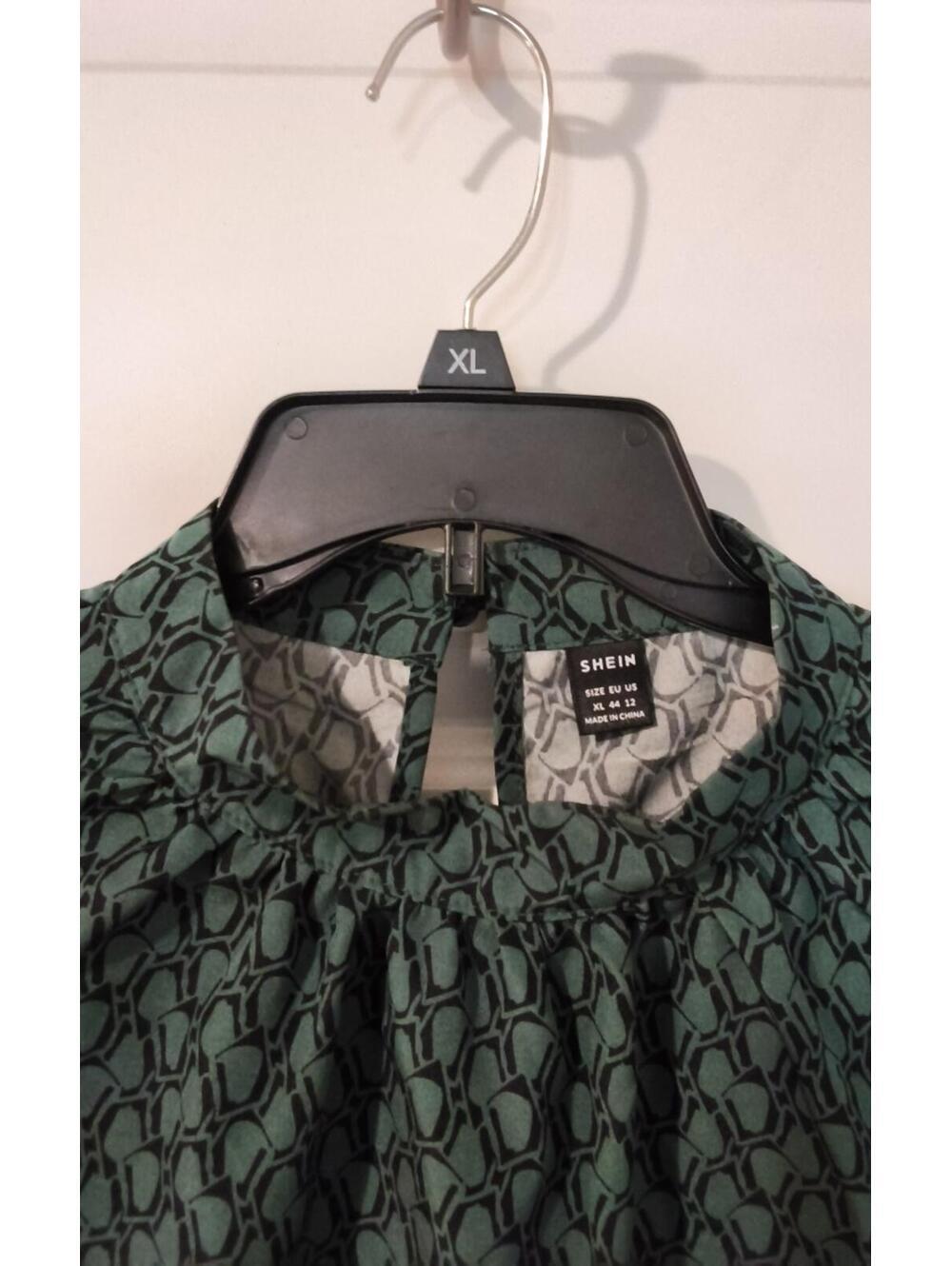 SHEIN Women's Green Patterned Short Sleeve Blouse XL - Picture 2 of 4
